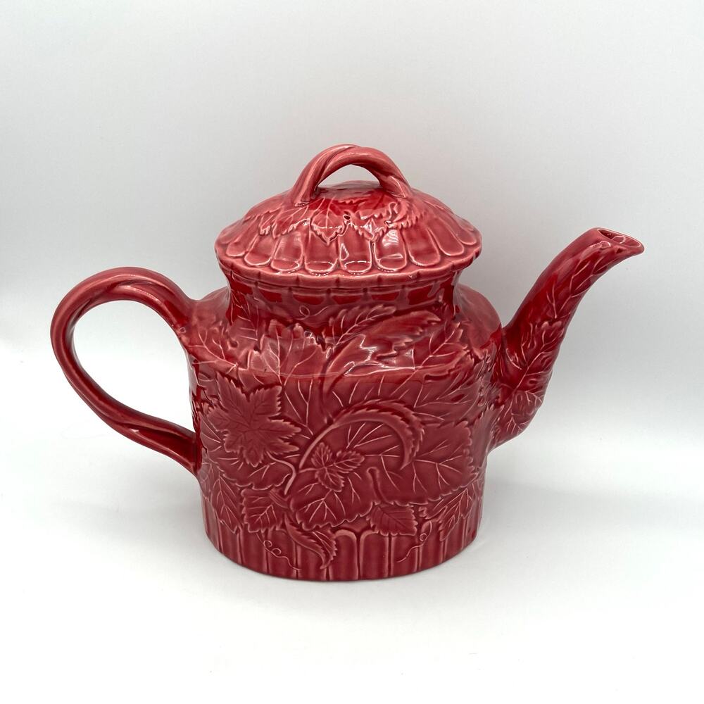 Vintage Haldon Group Embossed Leaf Tea Pot With Vine Handle RED 1988 7.5” READ